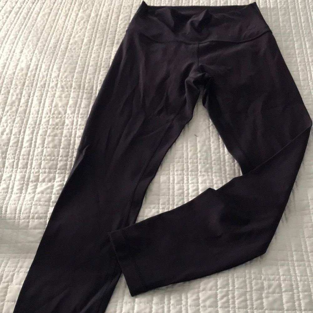 Lululemon Wunder Under 7/8 sz 6 Boysenberry
